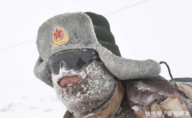 强？帐篷睡袋可抵御零下四十度酷寒pg试玩高寒地区的单兵装备有多(图4)